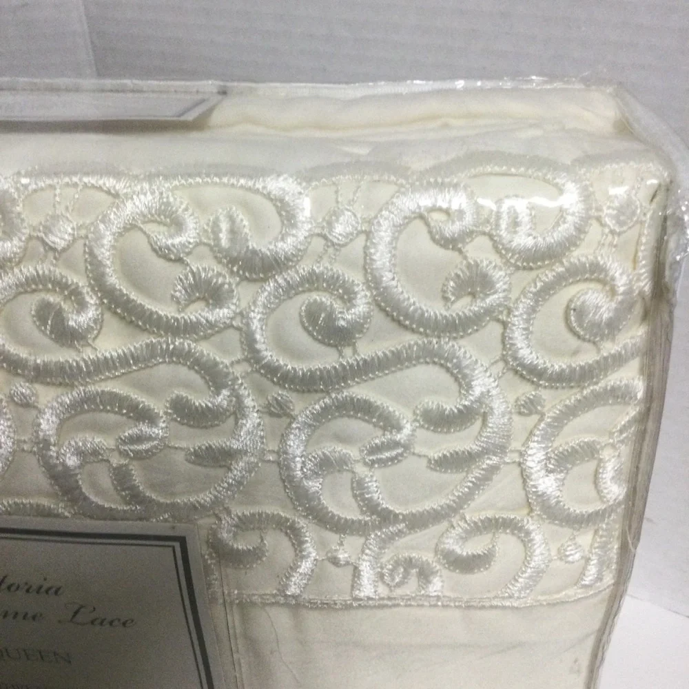 Victoria Macrame Lace Queen Sheet Set - Cream 250 Thread Count Set Vintage New